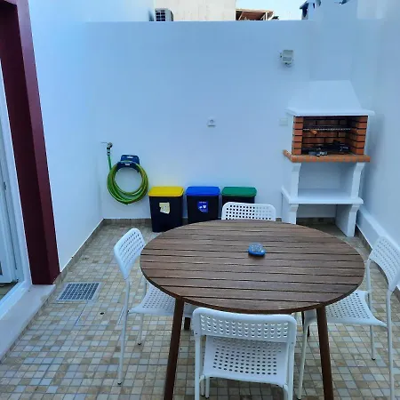 Mar Iii Apartment